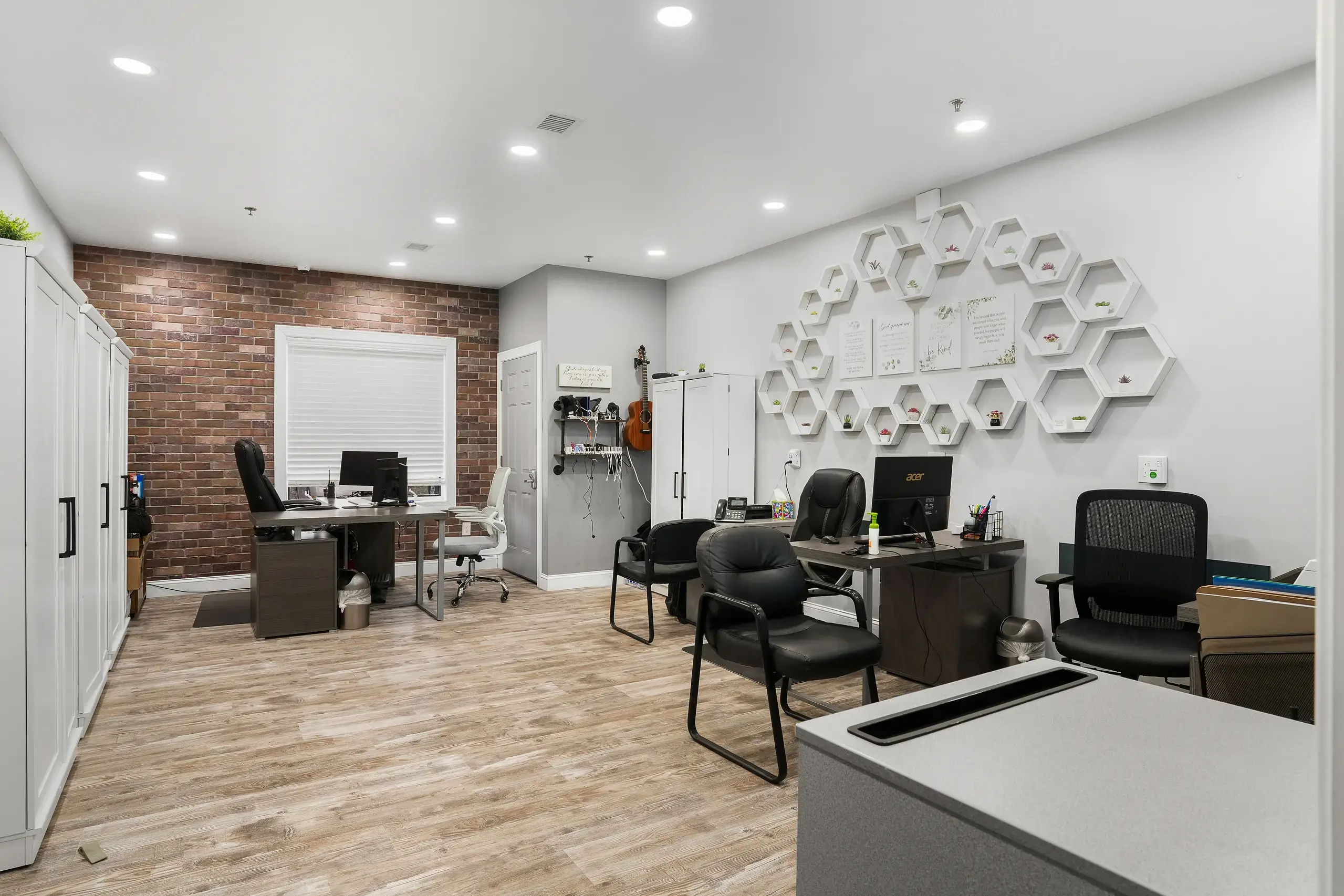 Allendale Treatment - Image 4 of 20