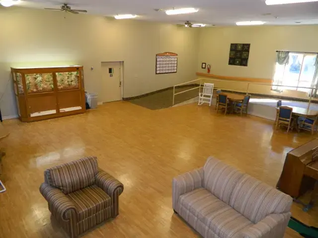 Aperion Care Vincennes - Image 9 of 20