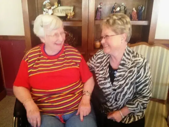 Aperion Care Vincennes - Image 15 of 20