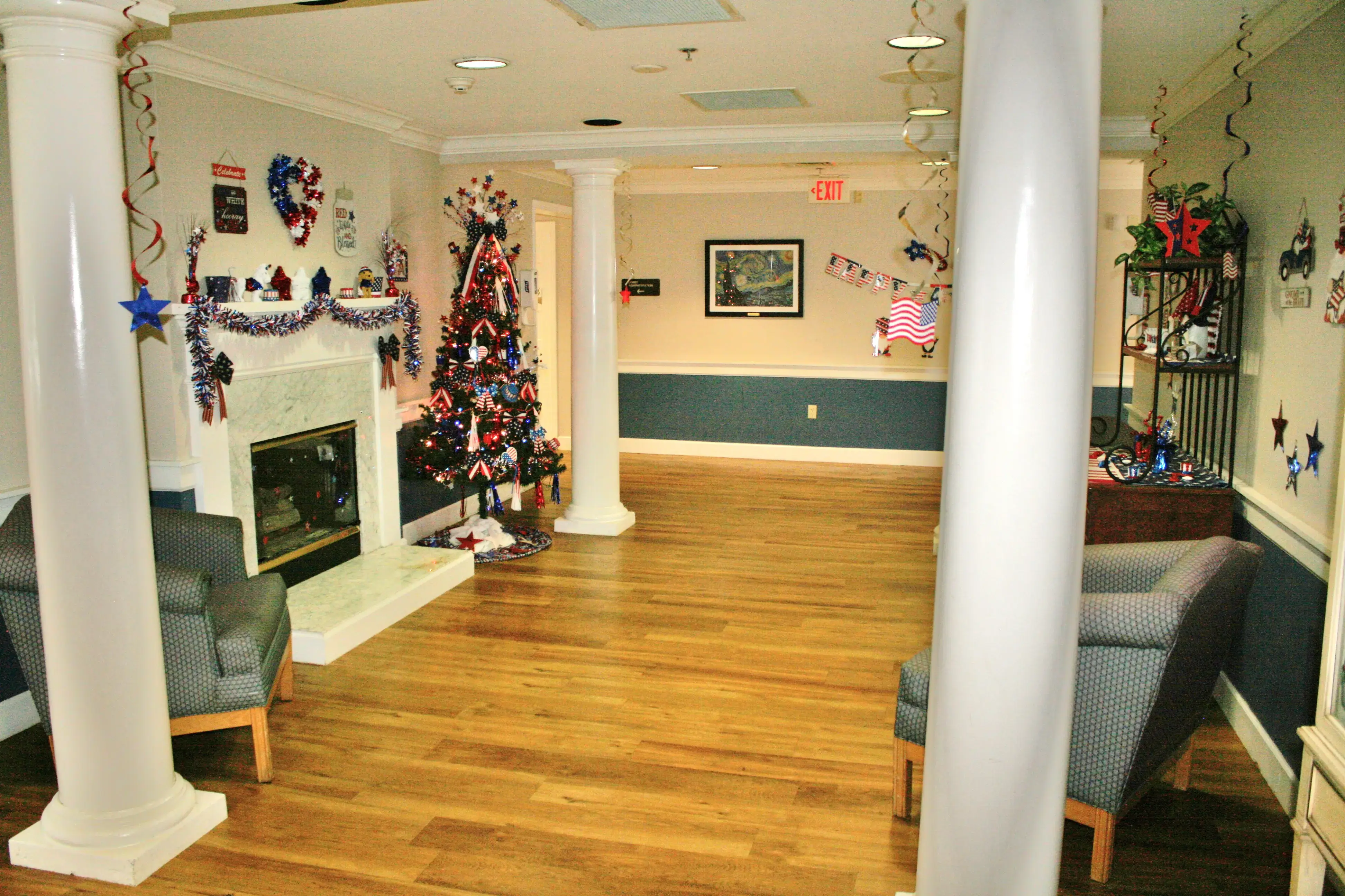 Charlestown Place at New Albany - Image 9 of 13