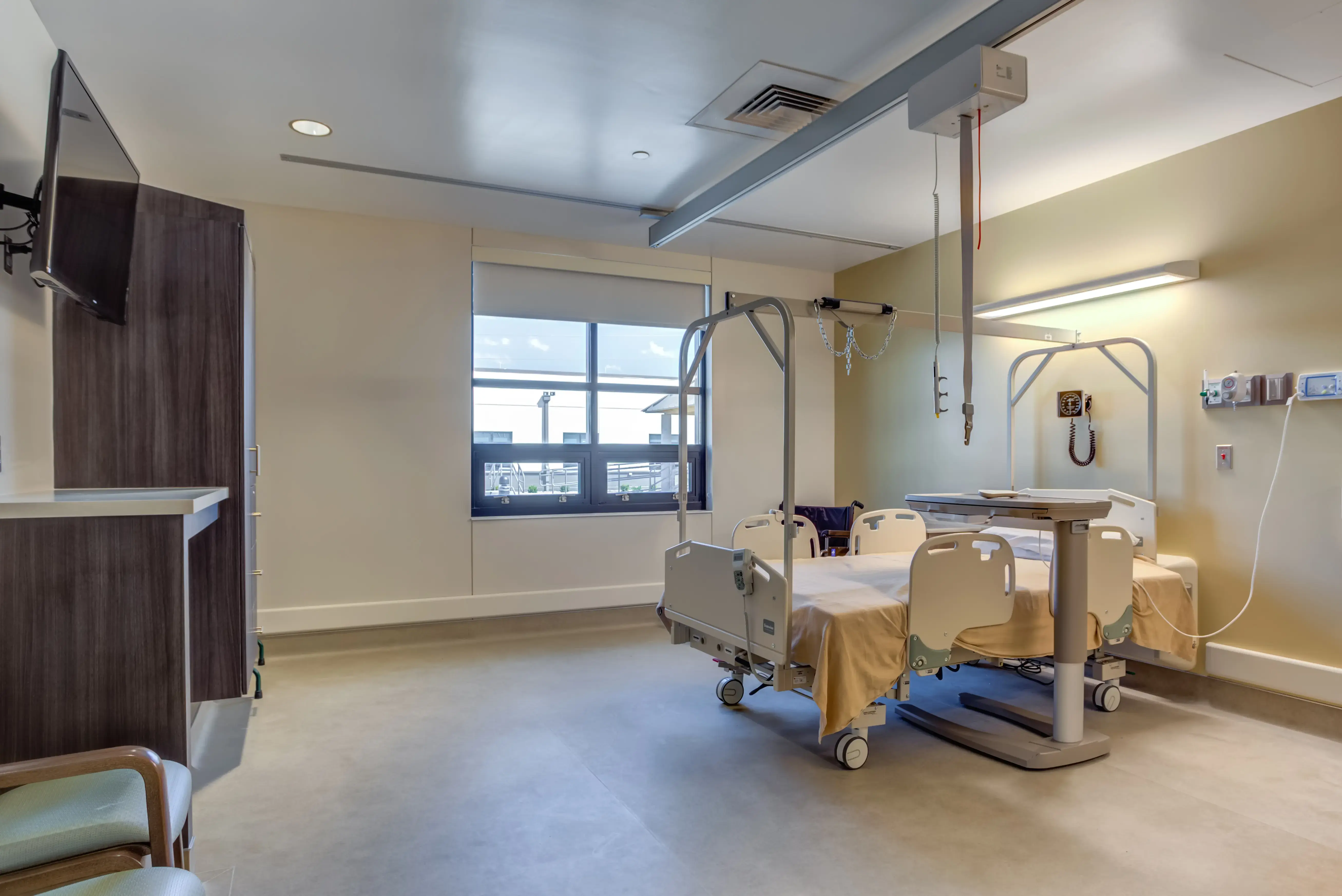 Encompass Health Deaconess Rehabilitation Hospital - Image 18 of 18
