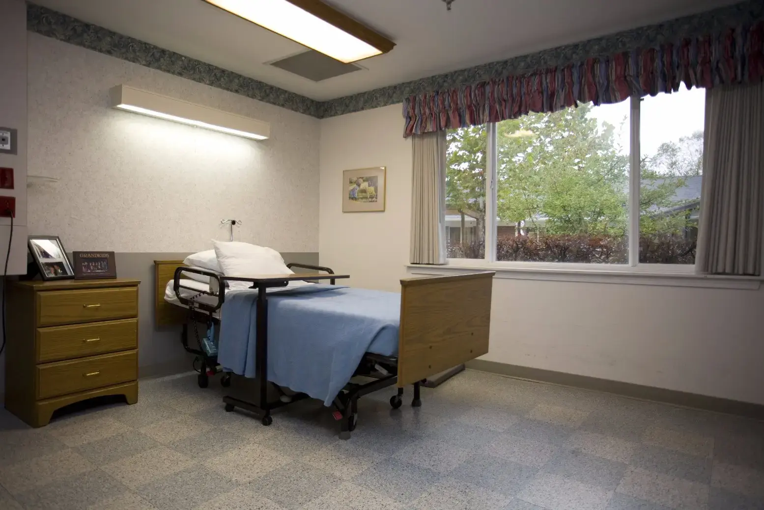 Harrison Healthcare Center - Image 5 of 10