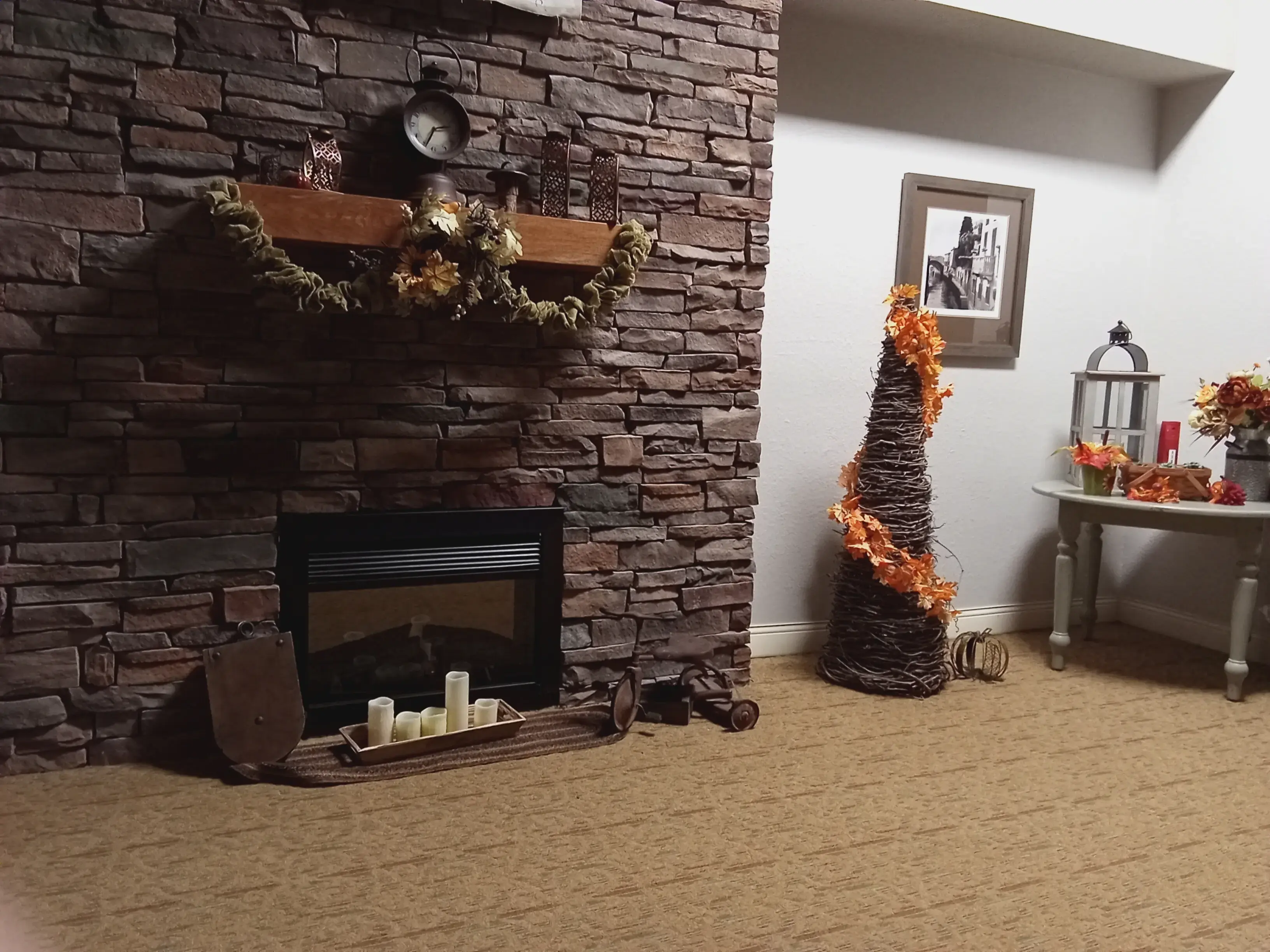 Life Care Center of Rochester - Image 9 of 20