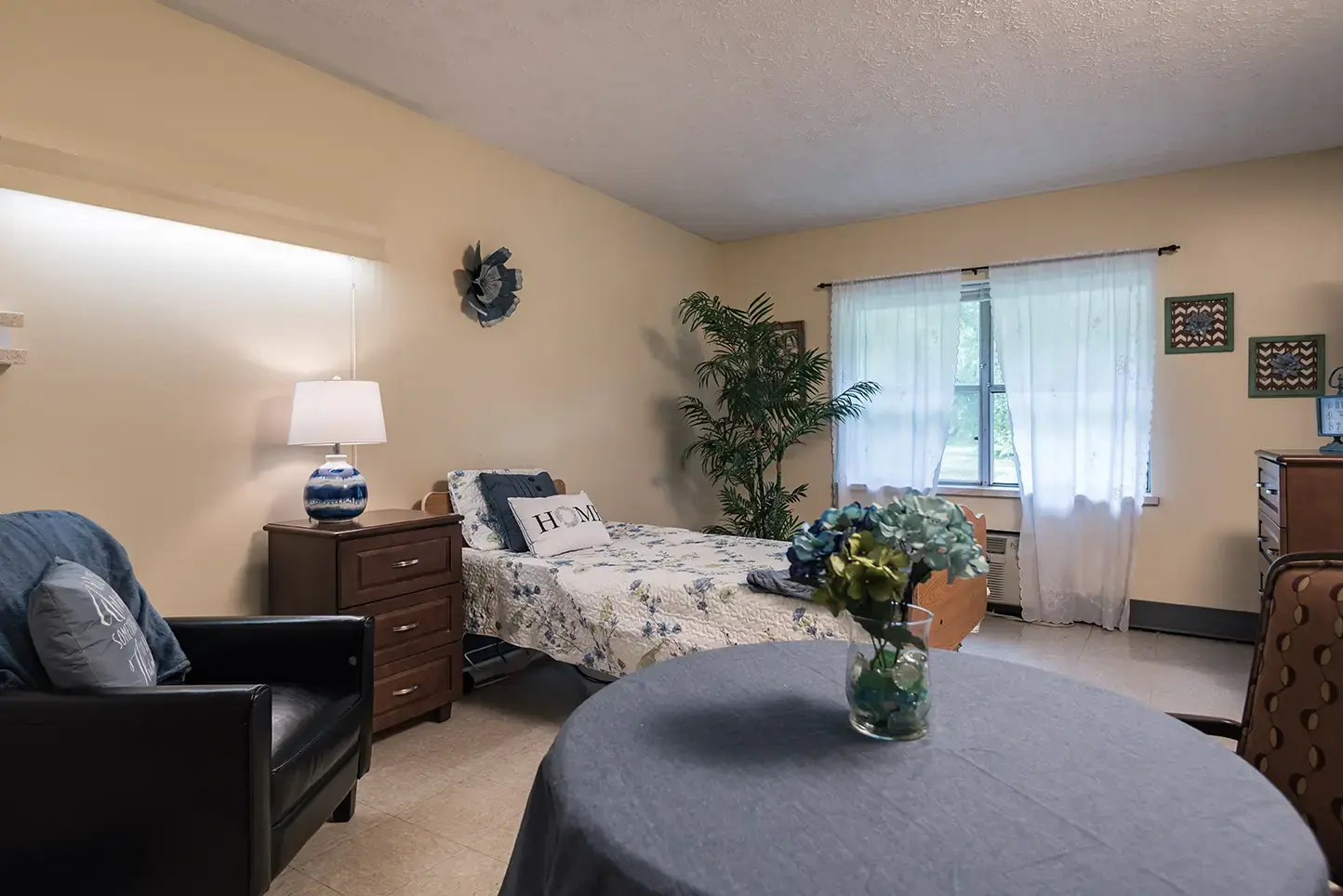 Lincoln Hills - Image 11 of 20