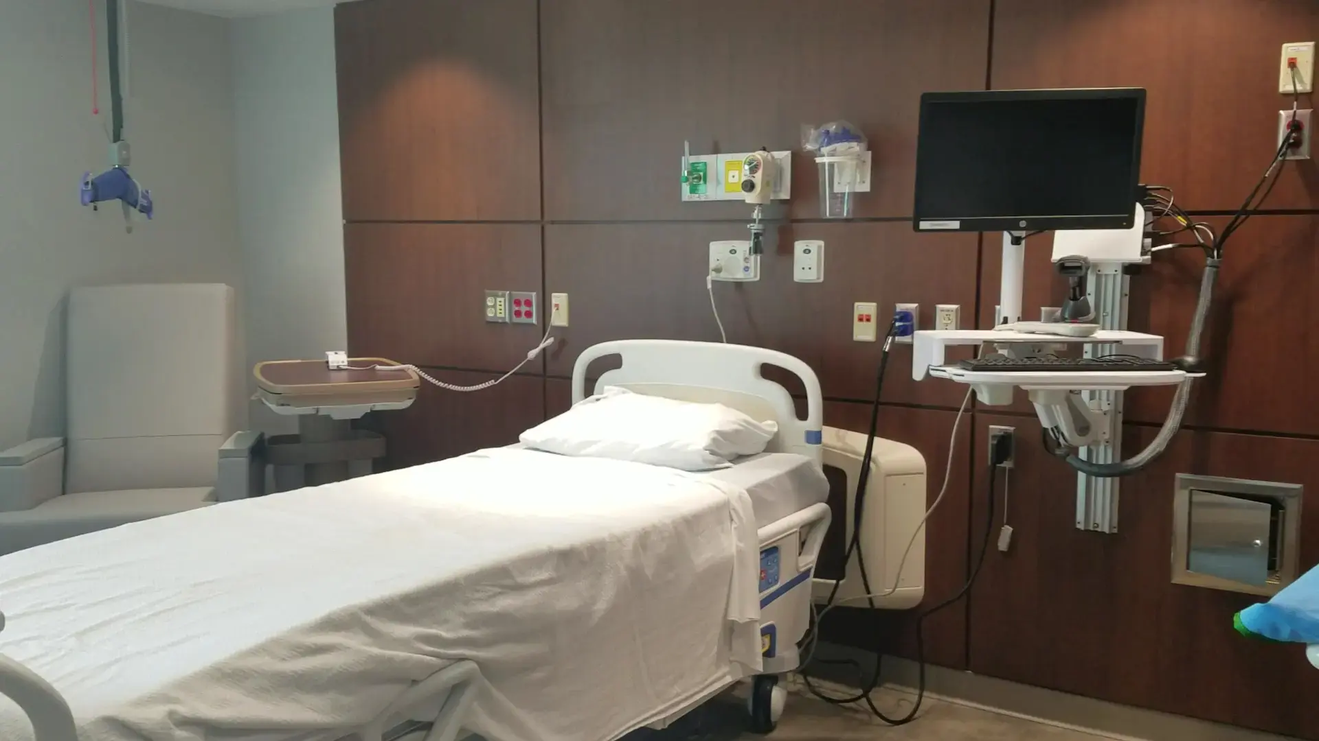 Powers Health Rehabilitation Center - Image 8 of 20