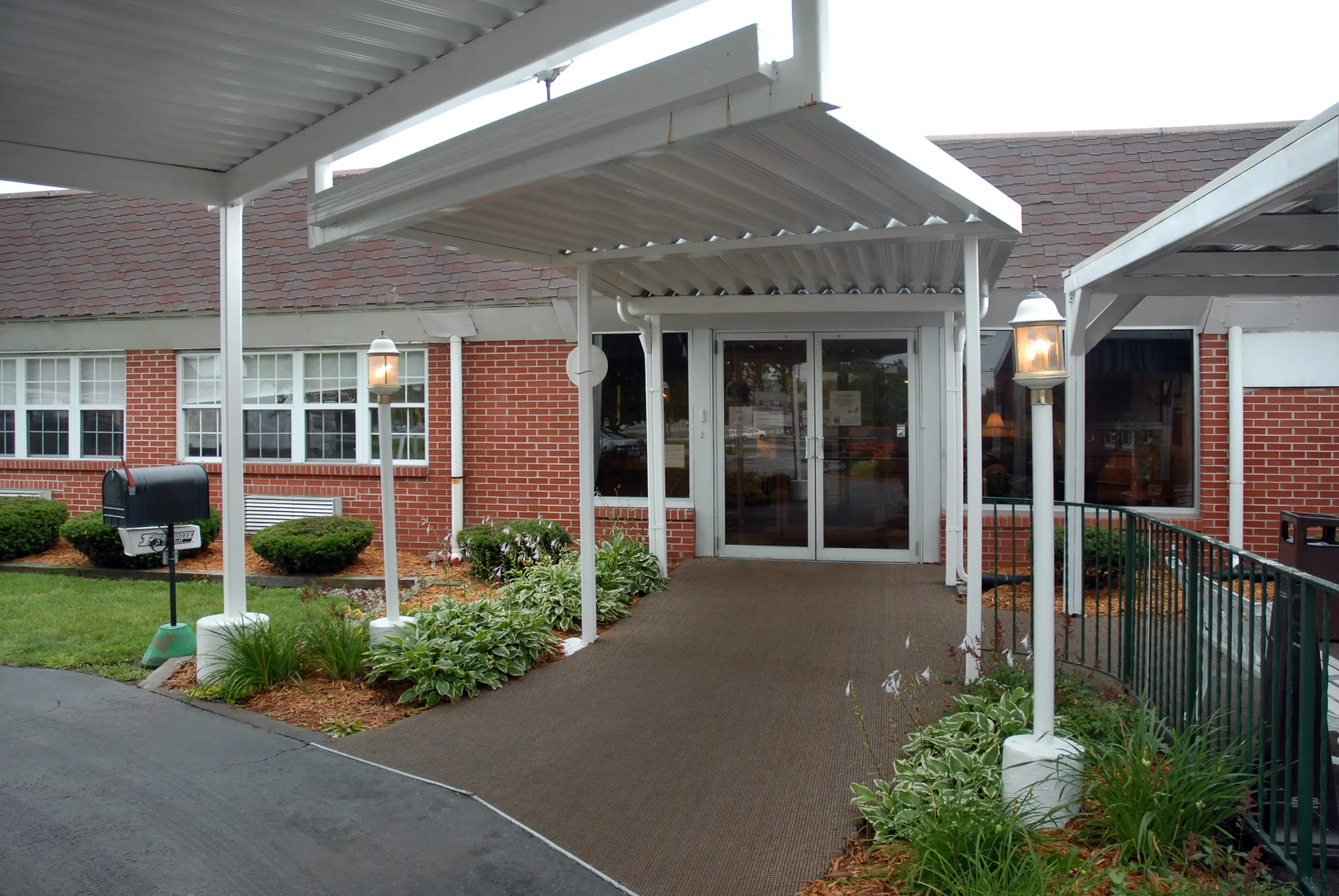 Rensselaer Care Center - Image 10 of 13