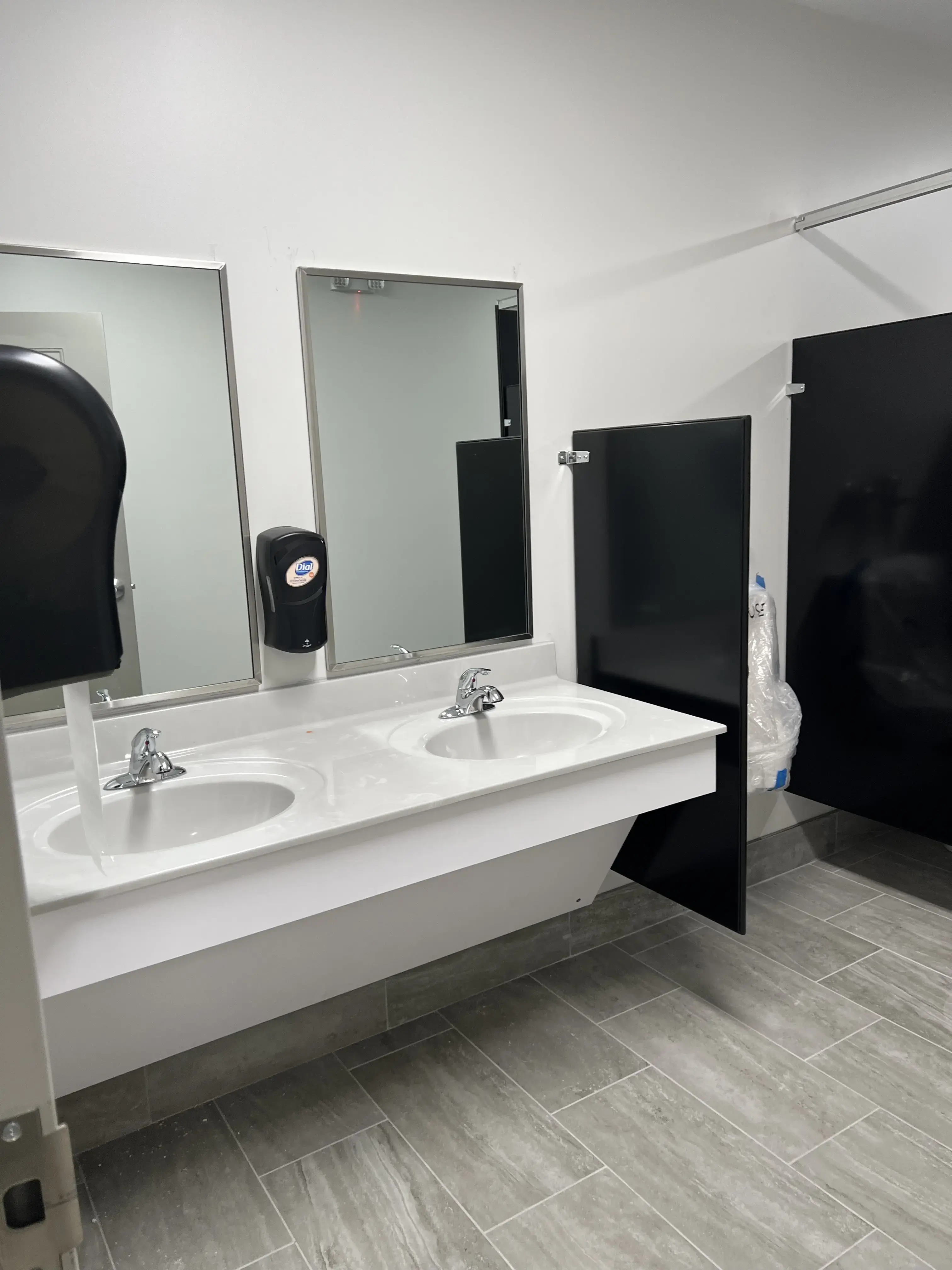 Sunrise Recovery - Drug and Alcohol Men's Rehab in Clarksville - Image 4 of 8