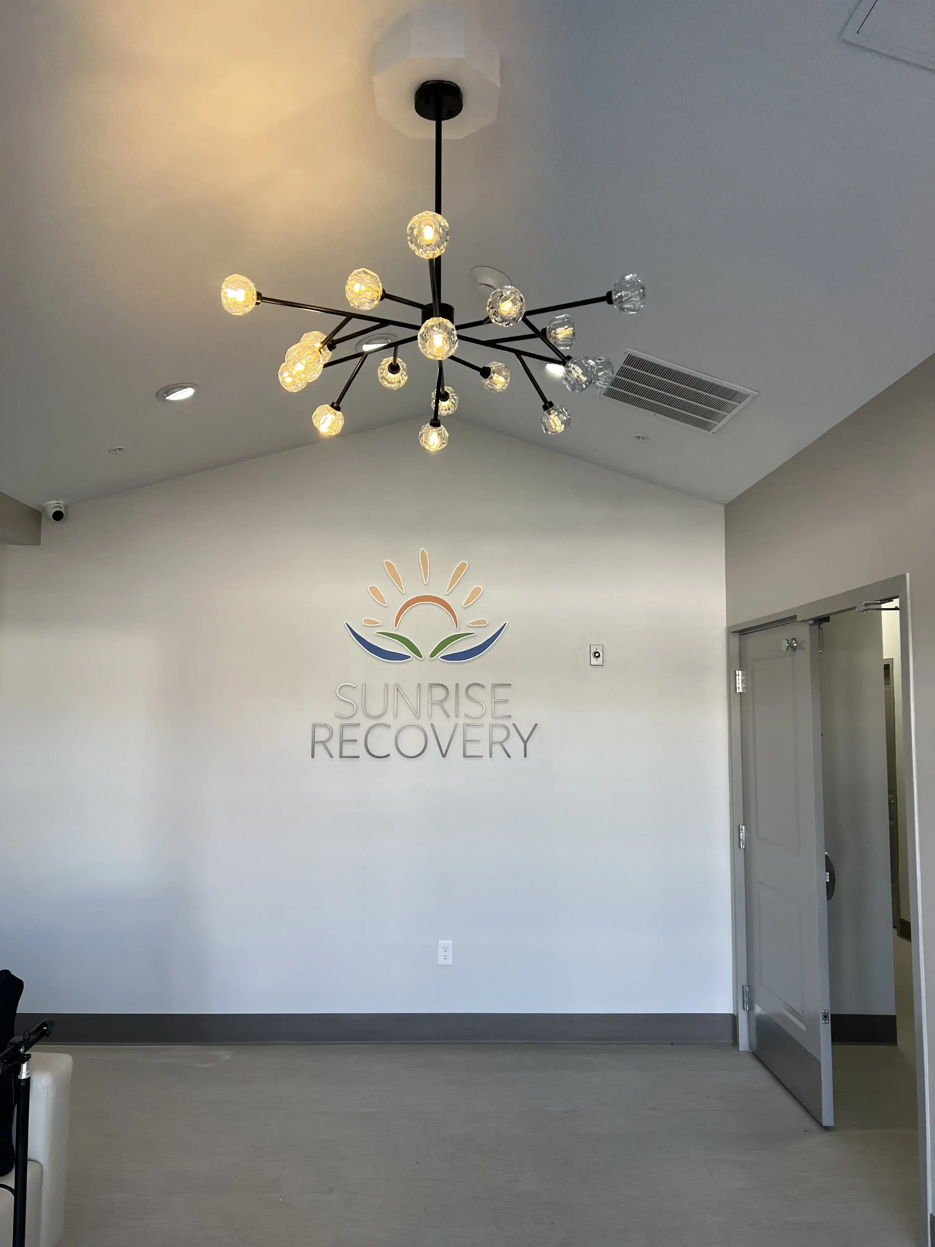 Sunrise Recovery - Drug and Alcohol Men's Rehab in Clarksville - Image 3 of 8