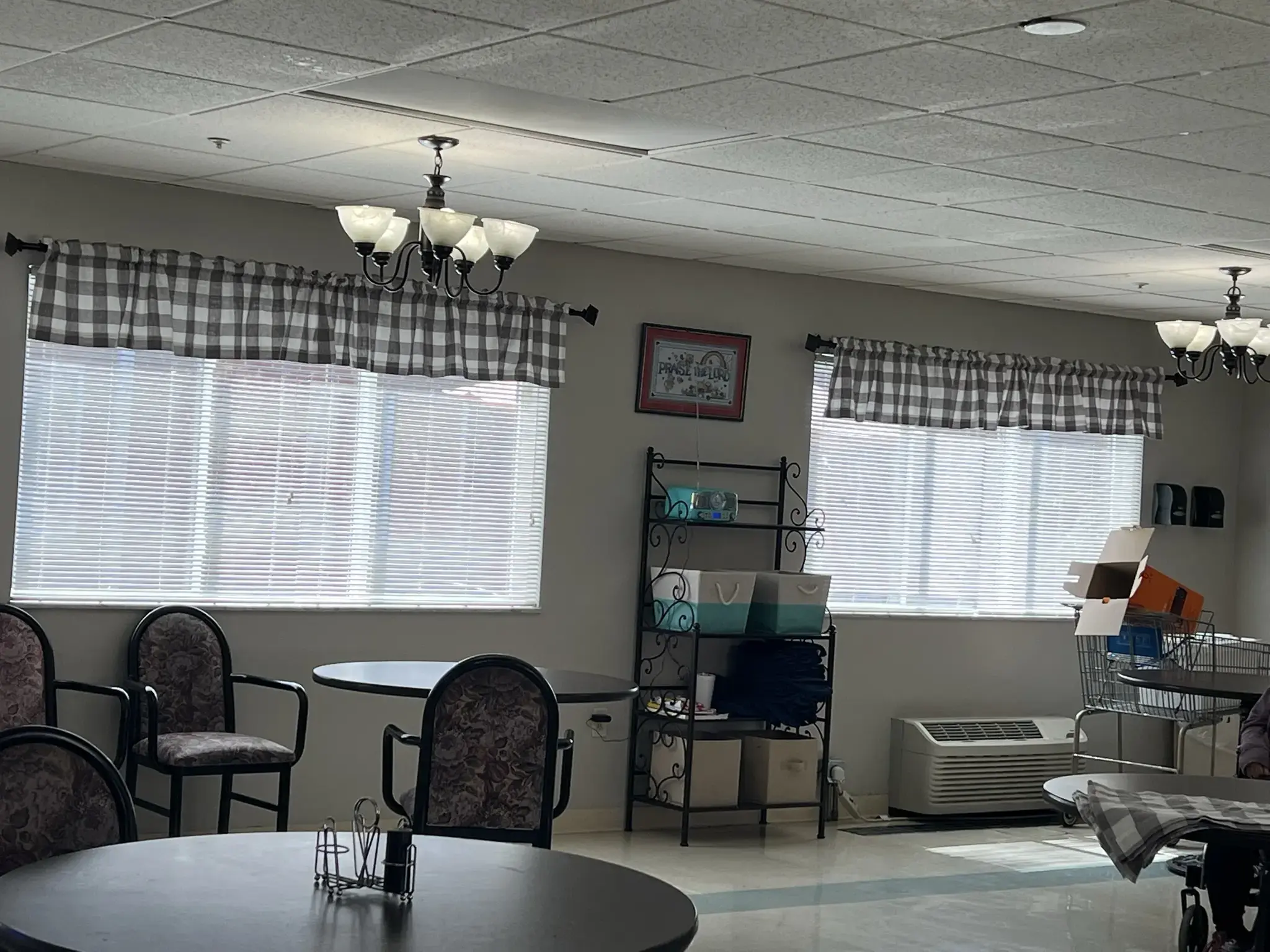 Woodland Manor Nursing and Rehabilitation - Image 4 of 14