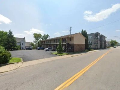 Amethyst House - Men's House - Image 7 of 7