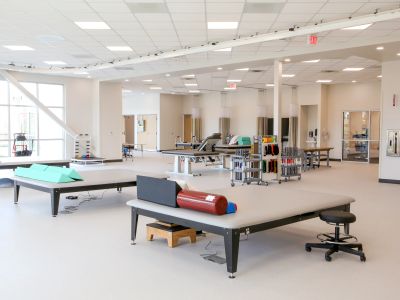 Bloomington Regional Rehabilitation Hospital - Image 1 of 9