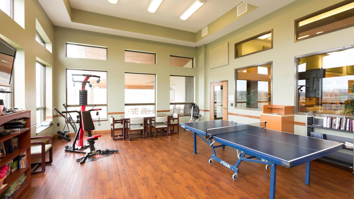 Brentwood Springs - Image 2 of 20