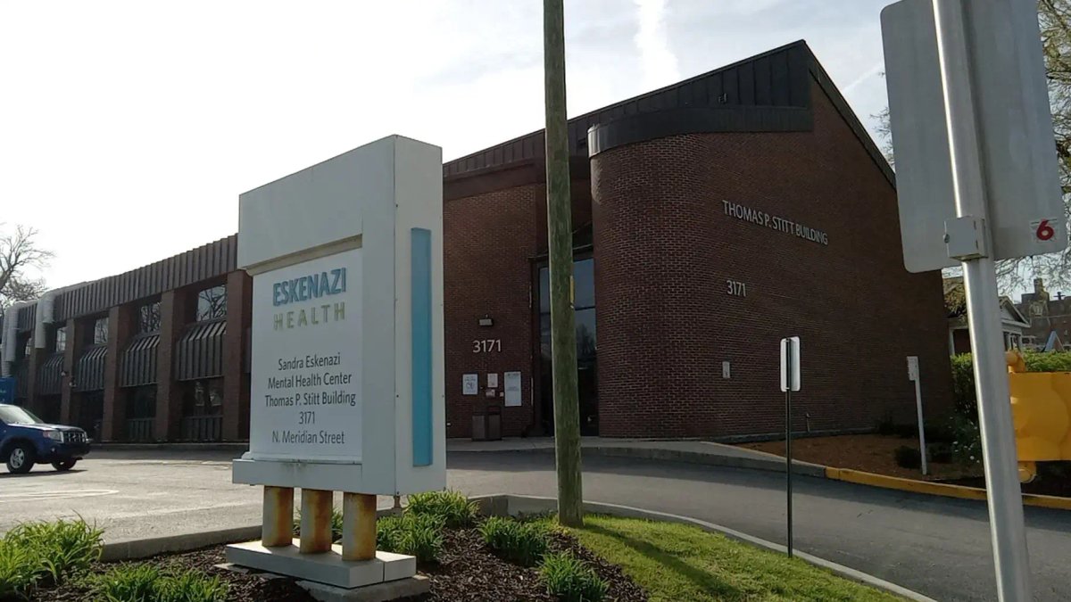 Eskenazi Health - Family Planning Glendale - Image 1 of 4