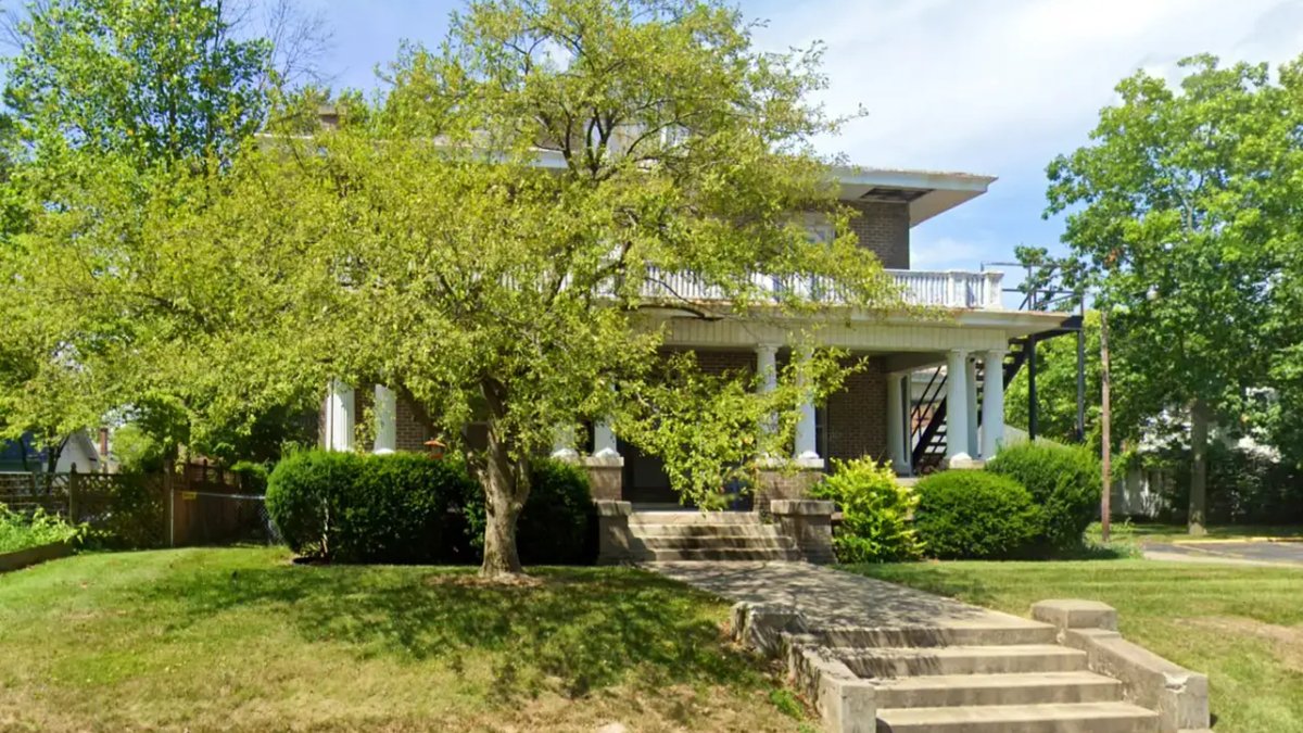 Monarch Recovery - Image 1 of 20