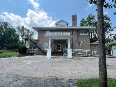 Monarch Recovery - Image 2 of 20