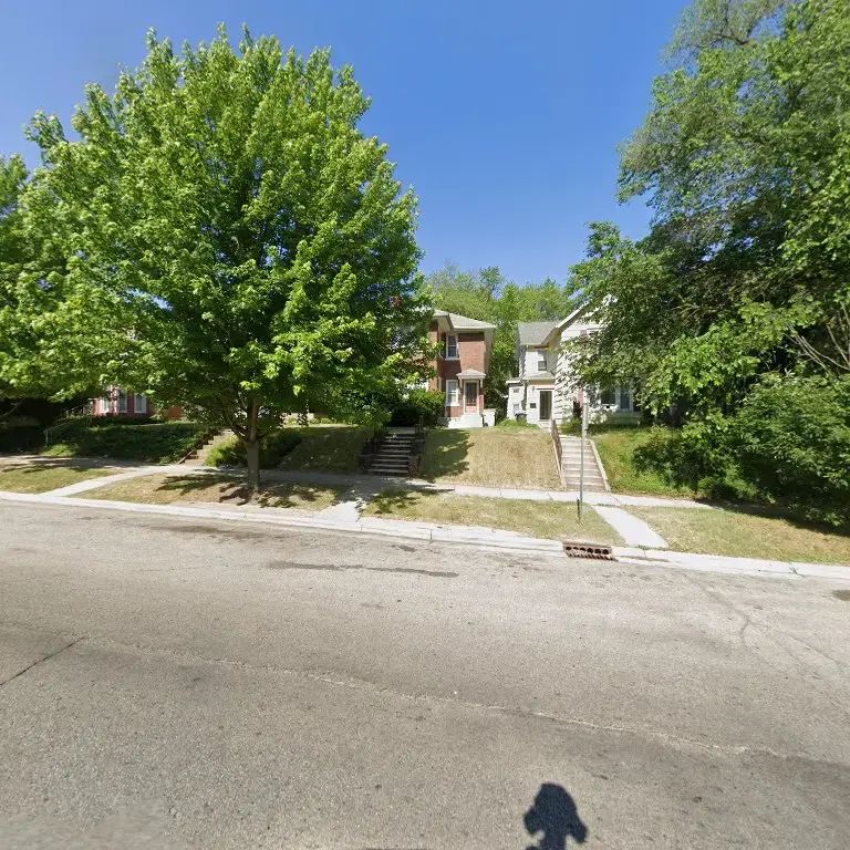 Oxford House - Emyla - Image 3 of 3