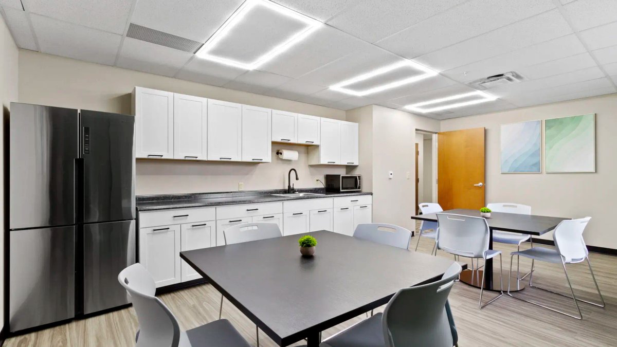 Spark Recovery - Outpatient Drug Addiction Treatment Indianapolis - Image 2 of 14