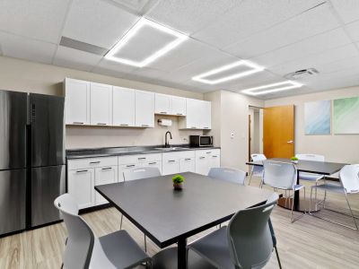 Spark Recovery - Outpatient Drug Addiction Treatment Indianapolis - Image 2 of 14