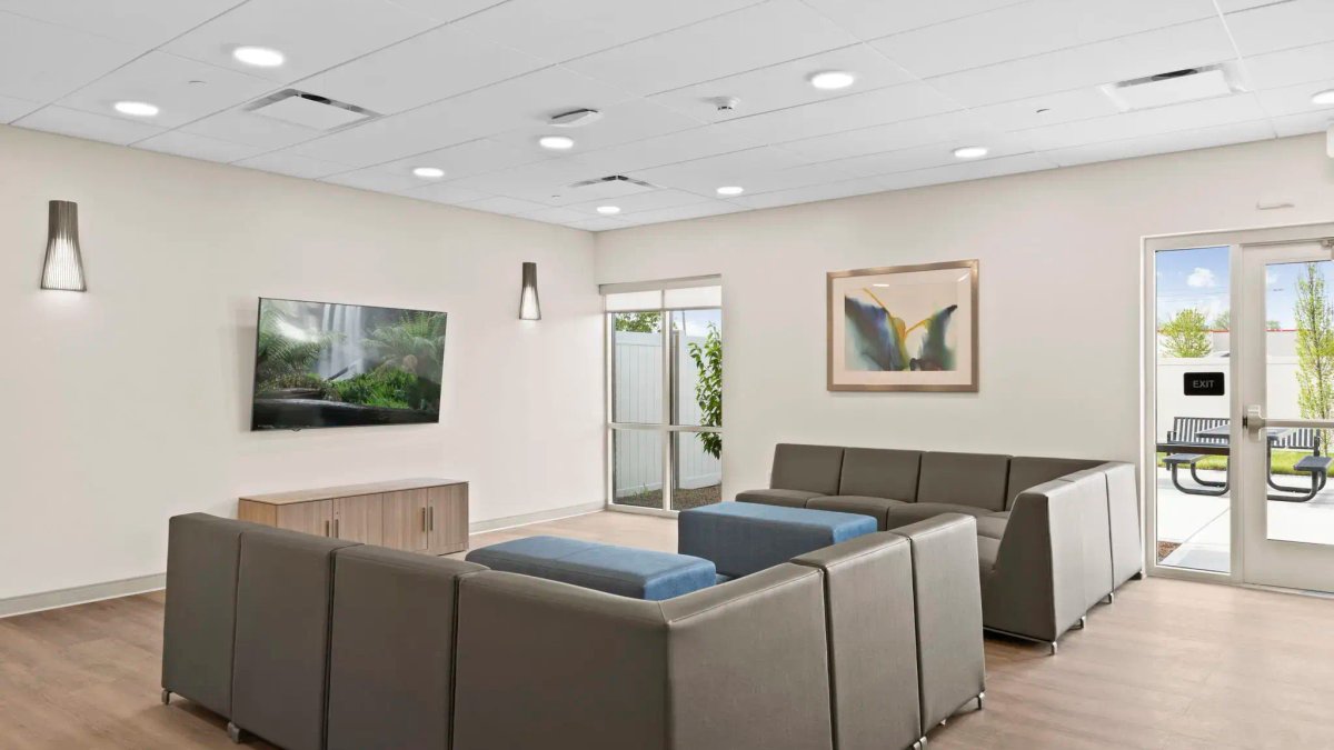 The Recovery Village Indianapolis Drug and Alcohol Rehab - Image 2 of 20