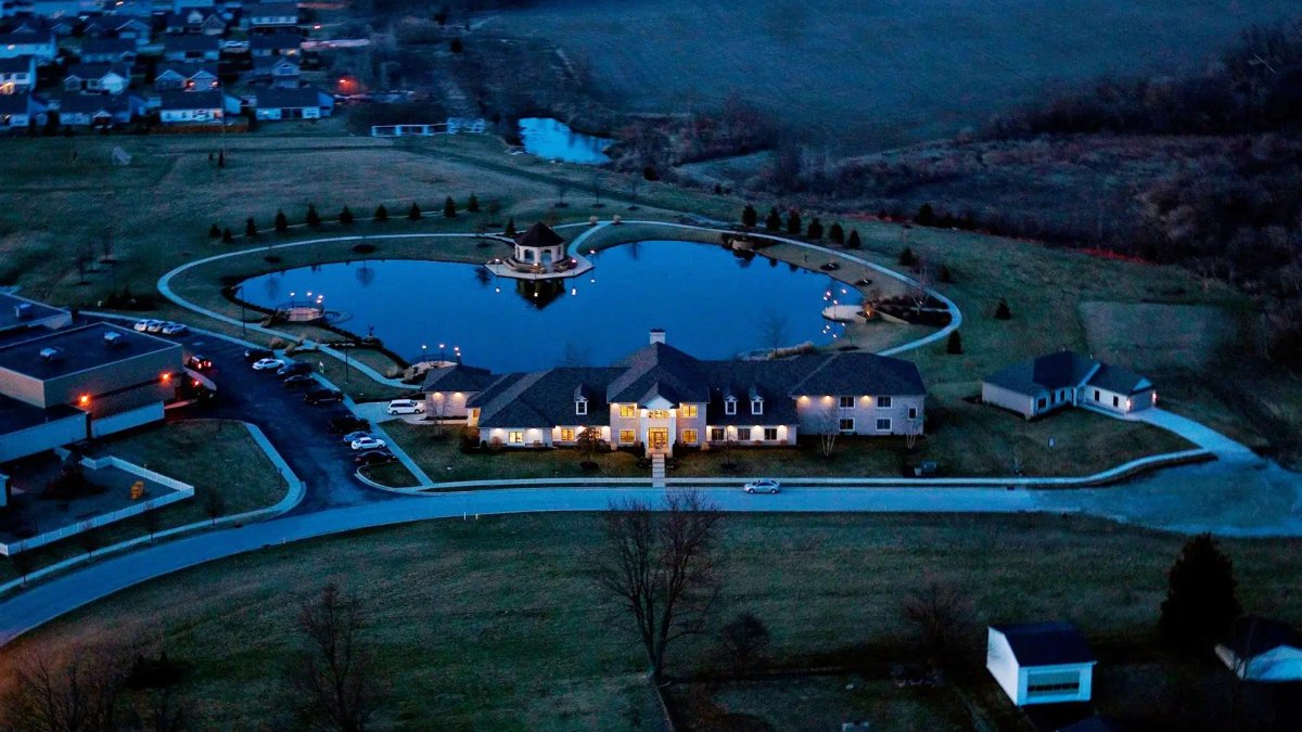 Vision of Hope - Image 1 of 20