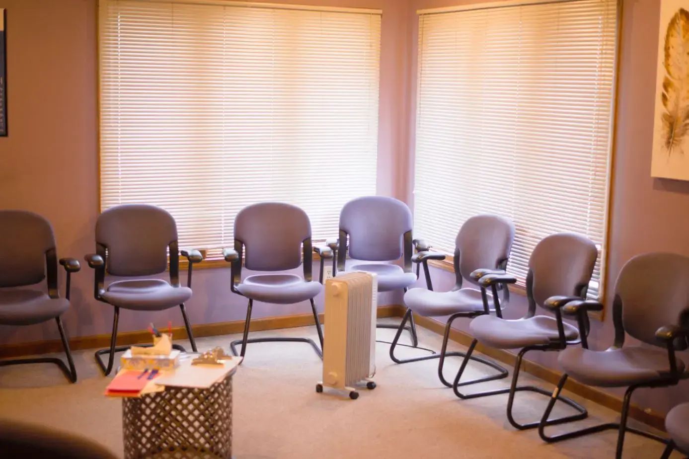 Willow Center - Image 2 of 20