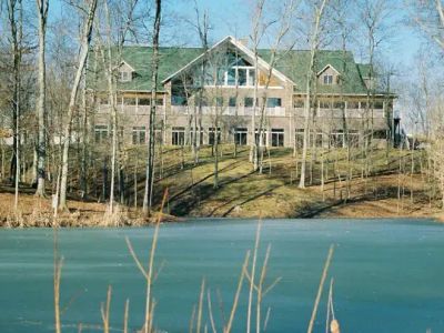 Wooded Glen Recovery Center - Image 2 of 20